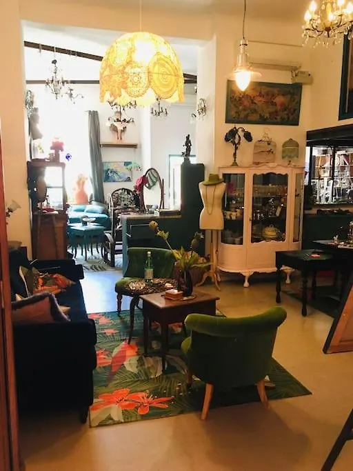 Loft D Artistes Avec Patio Au Port De Nice Apartment